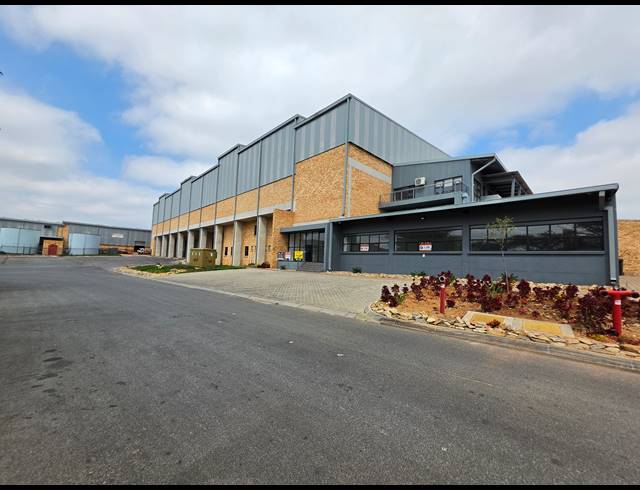 4,824M² WAREHOUSE TO LET IN KYA SANDS